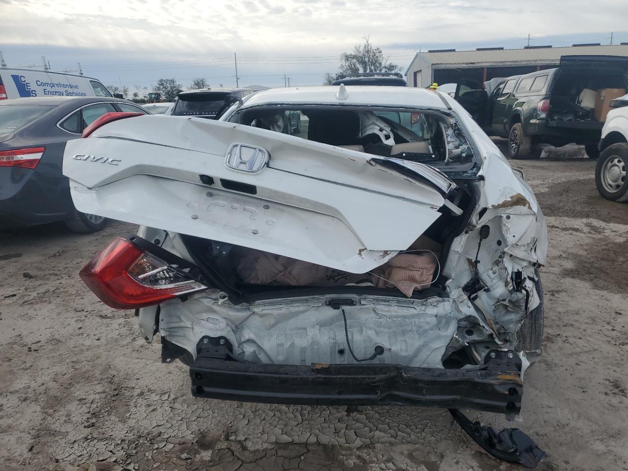 2018 HONDA CIVIC EX - Фото 6