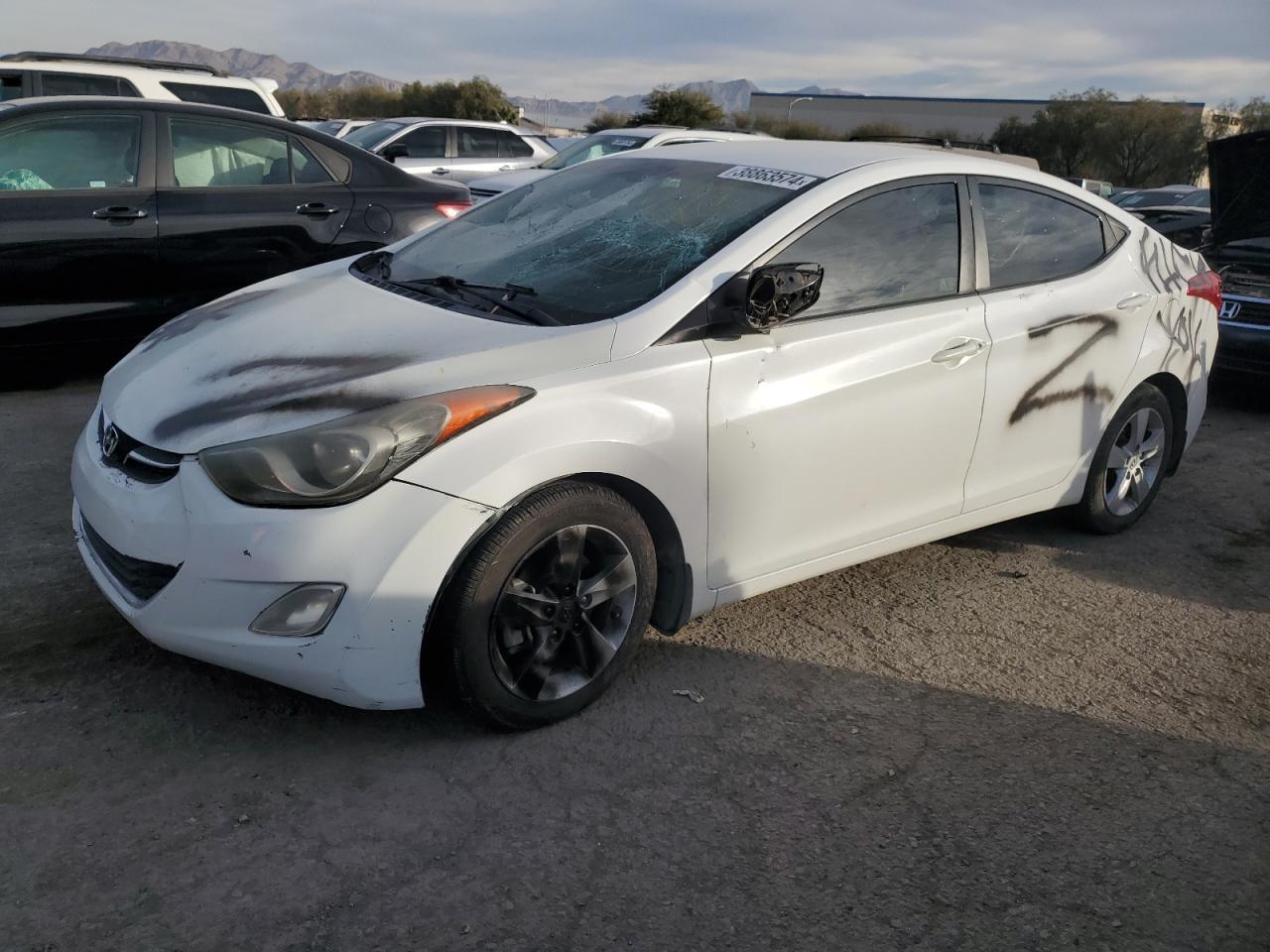 2013 HYUNDAI ELANTRA GL