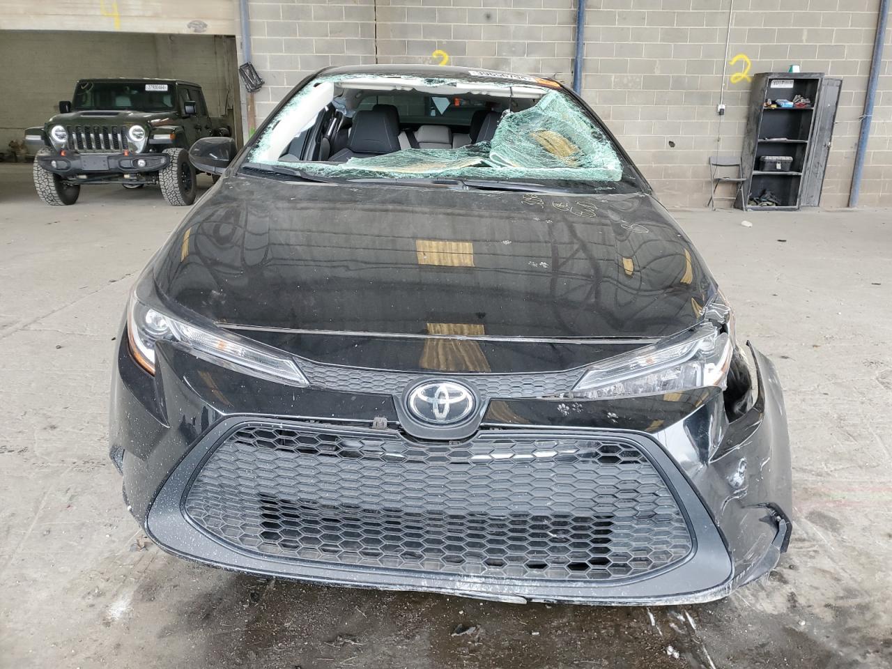 2022 TOYOTA COROLLA LE - Фото 5