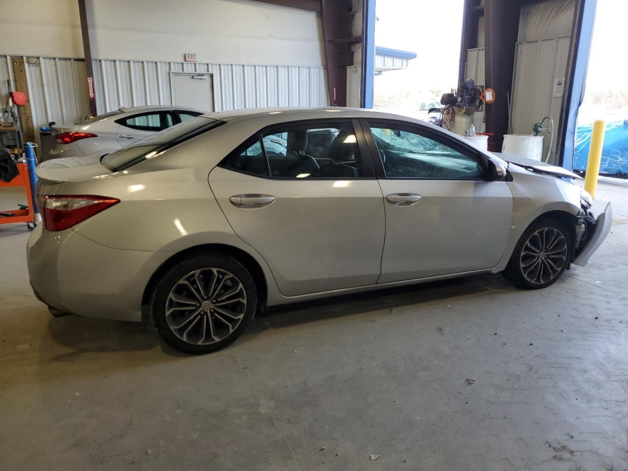 2016 TOYOTA COROLLA L - Фото 3