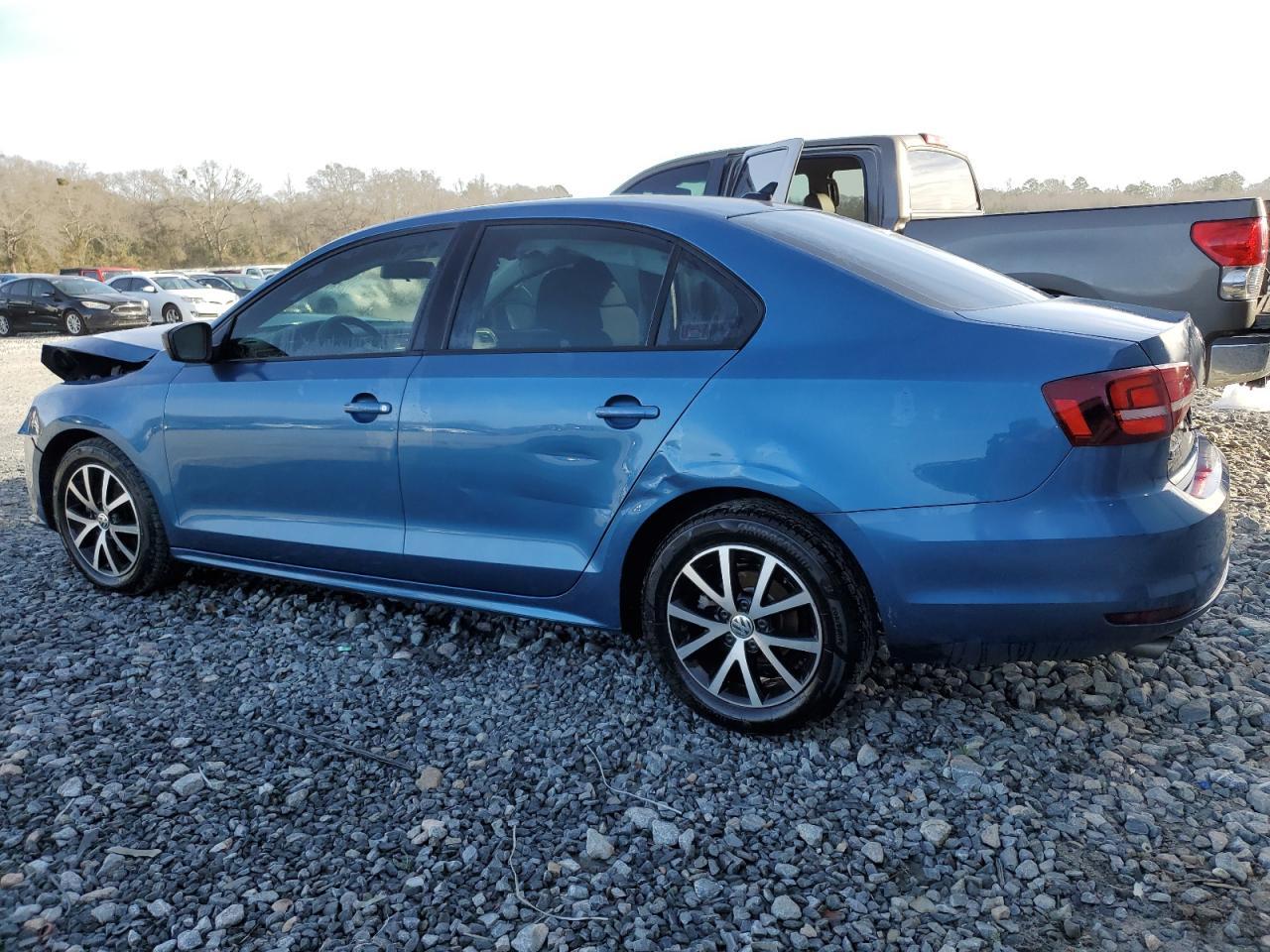 2016 VOLKSWAGEN JETTA SE - Image 2