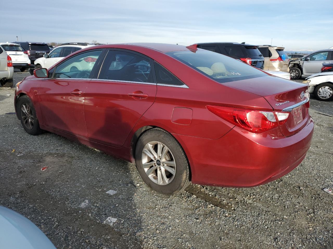2013 HYUNDAI SONATA GLS - Image 2