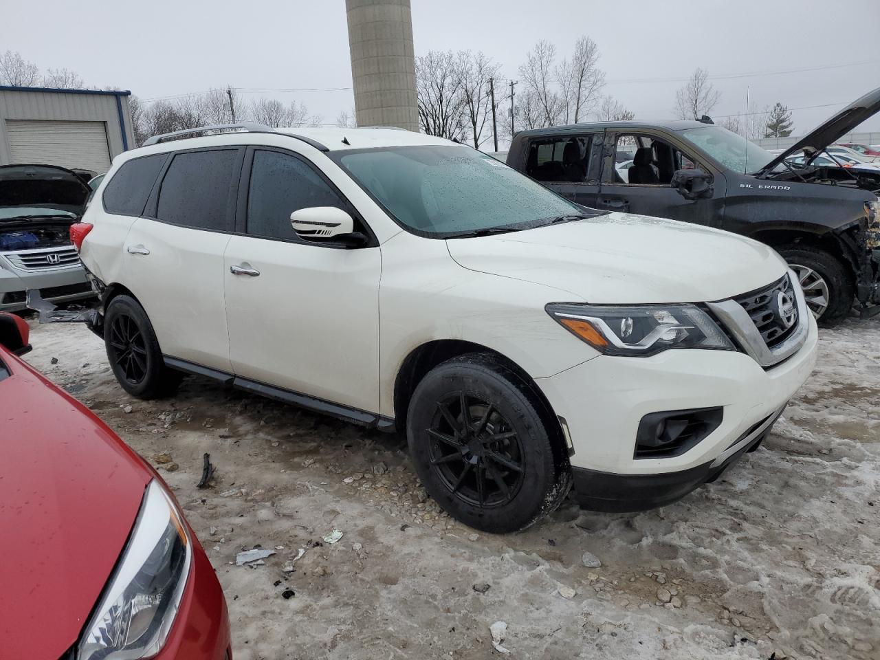 2018 NISSAN PATHFINDER - Фото 4
