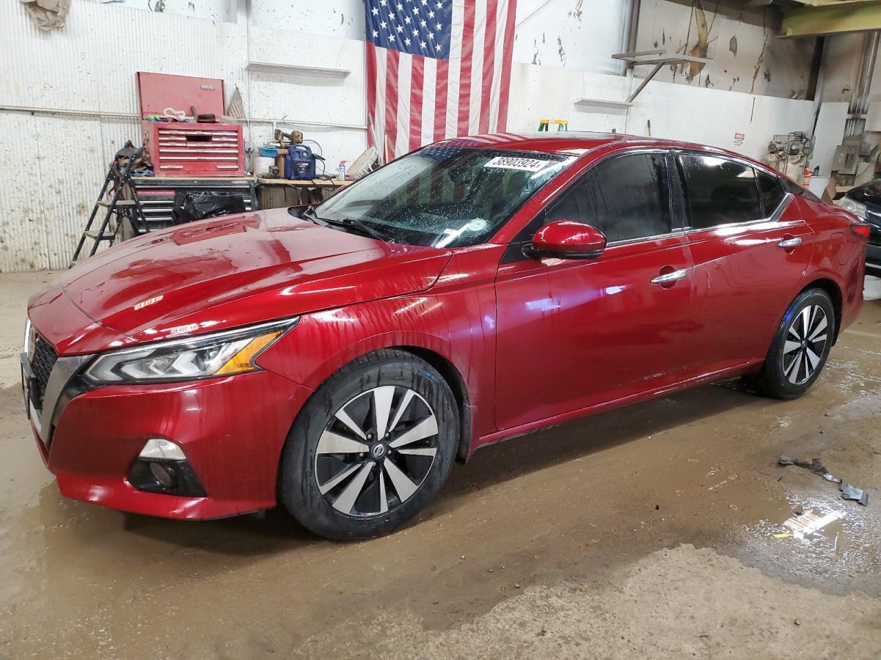 2019 NISSAN ALTIMA SV car image