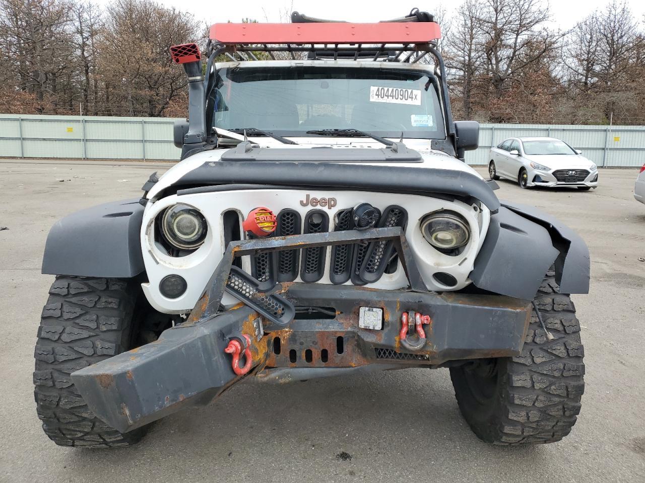 2012 JEEP WRANGLER U - Image 5