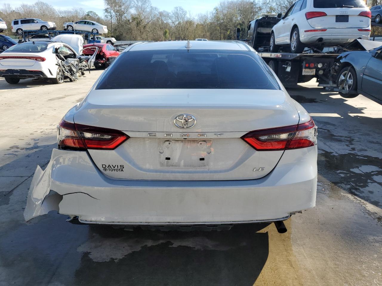 2023 TOYOTA CAMRY LE - Фото 6