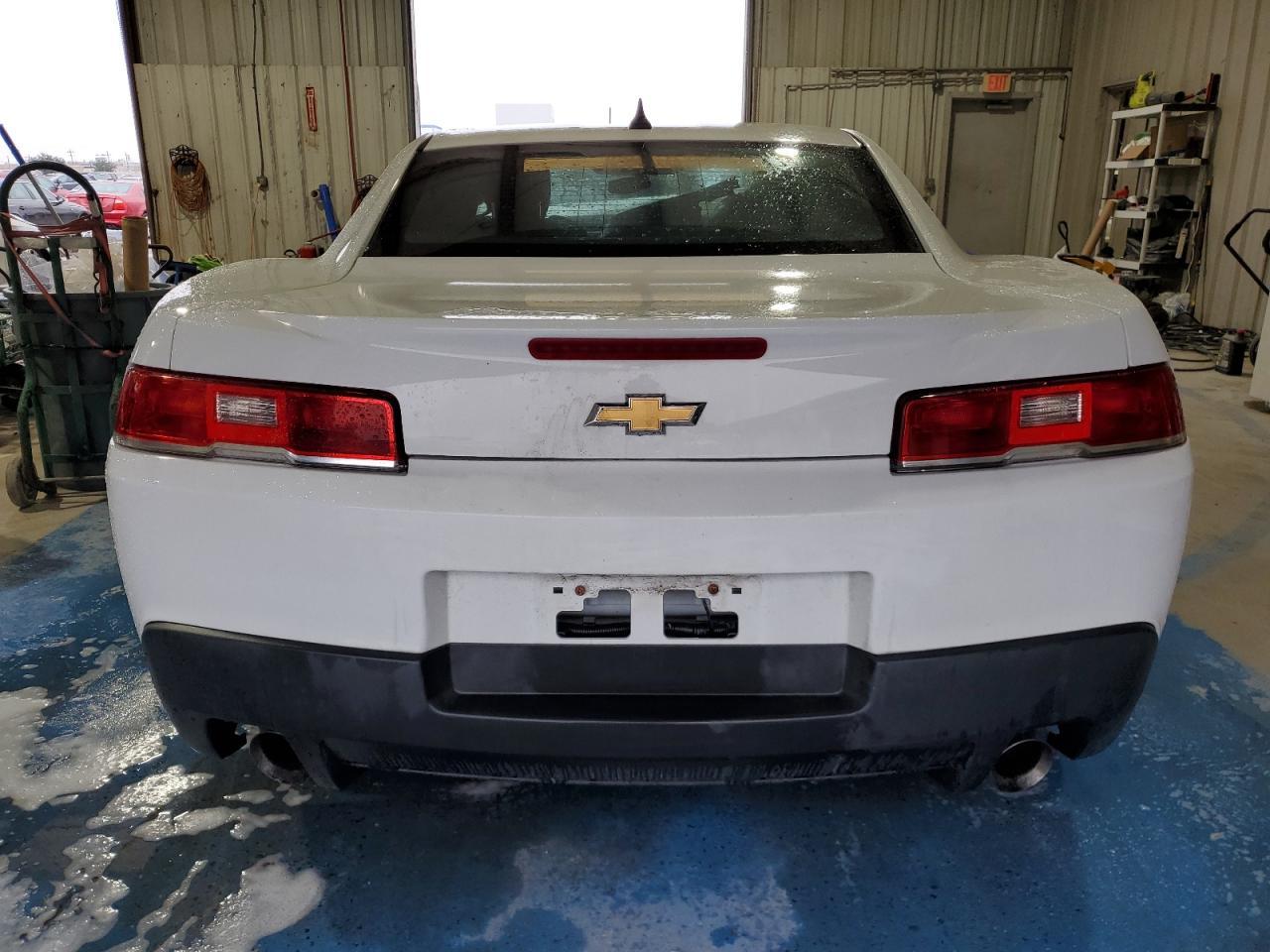 2015 CHEVROLET CAMARO LS - Image 6