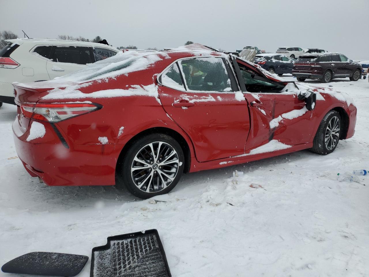 2019 TOYOTA CAMRY L - Фото 3
