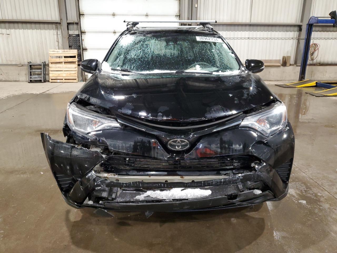 2018 TOYOTA RAV4 LE - Image 5