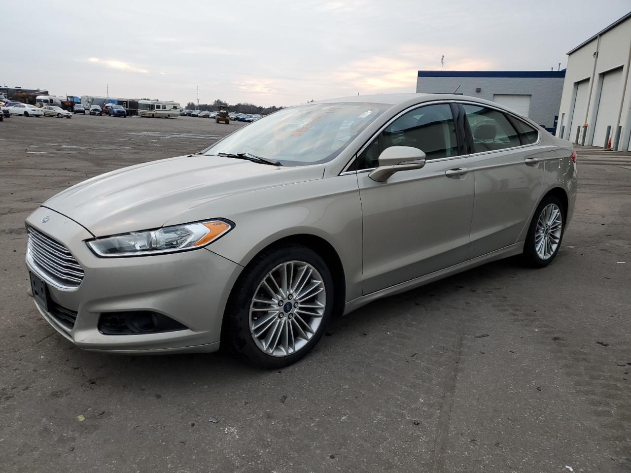 2015 FORD FUSION SE car image