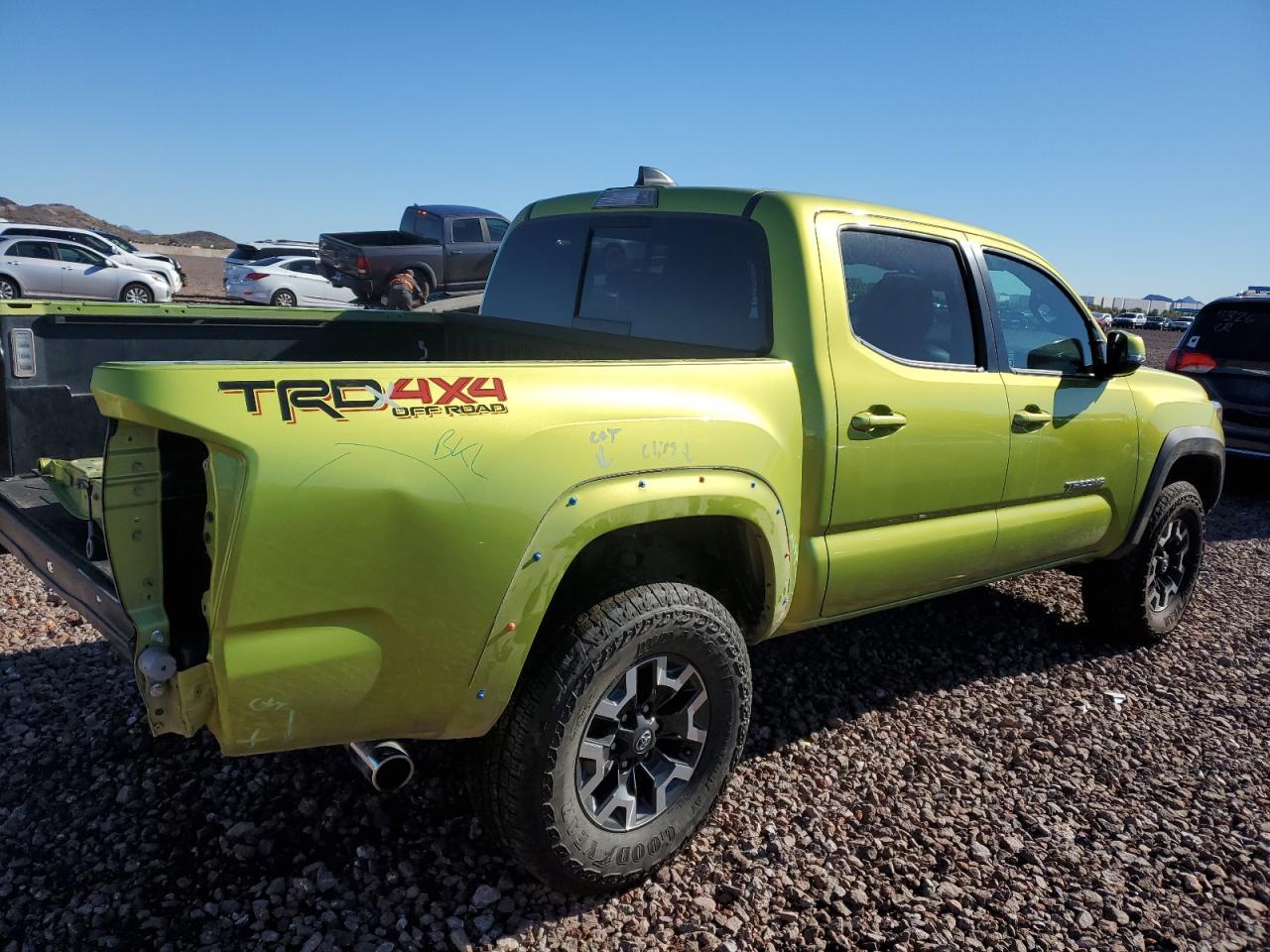 2023 TOYOTA TACOMA DOU - Фото 3