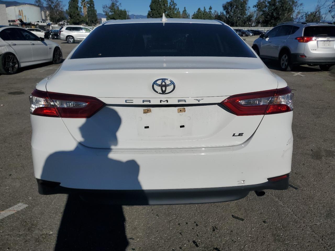 2019 TOYOTA CAMRY L - Фото 6