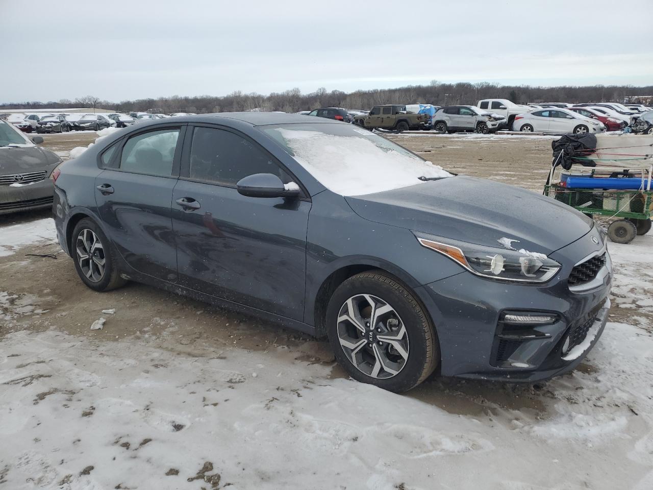 2021 KIA FORTE FE - Image 4