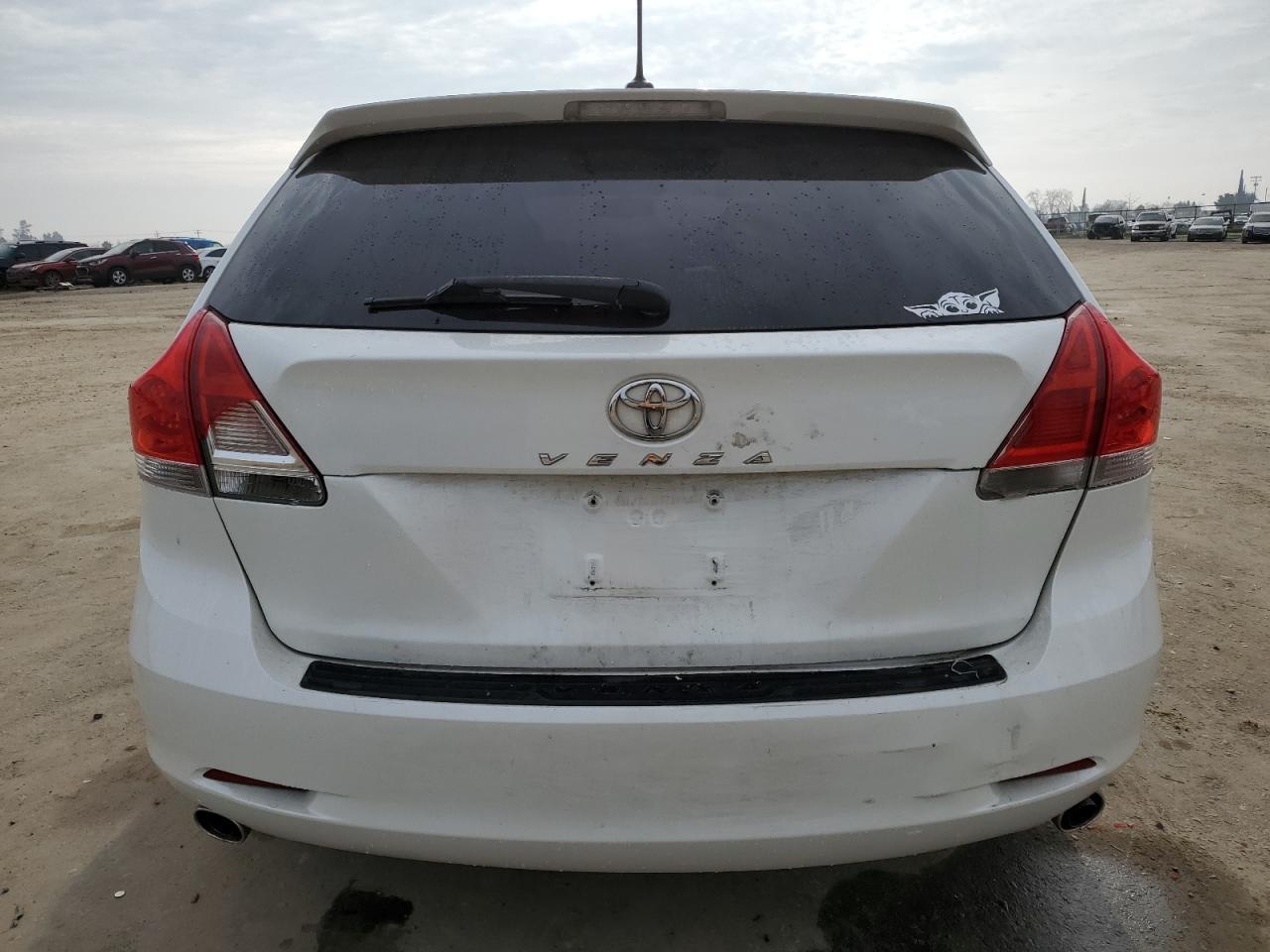 2011 TOYOTA VENZA - Фото 6