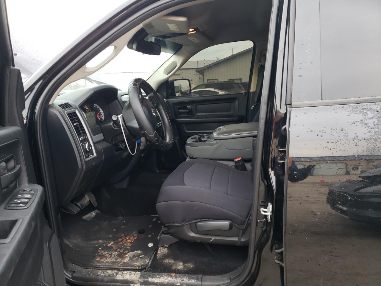 2014 RAM 1500 ST - Image 7