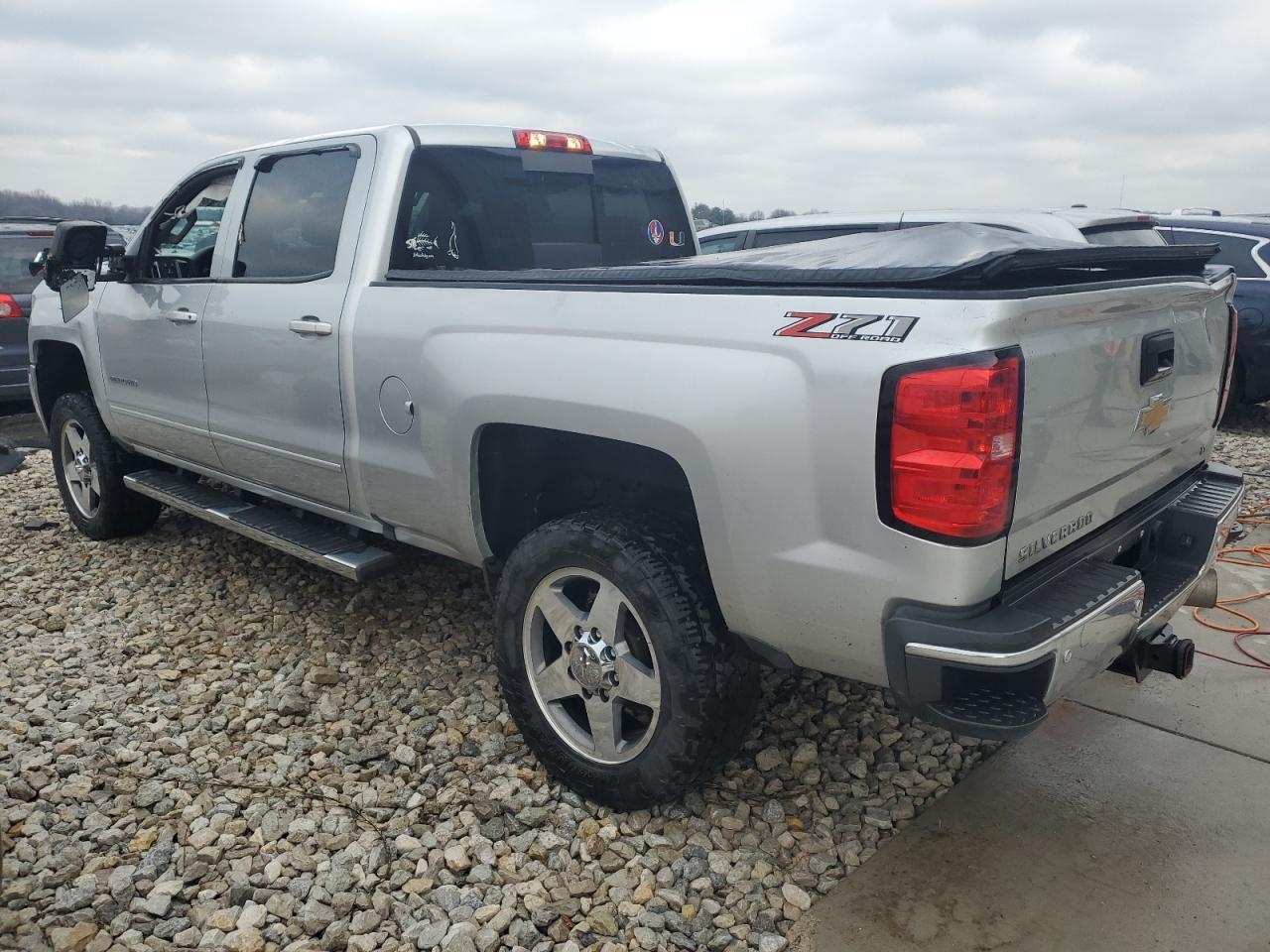 2019 CHEVROLET SILVERADO - Image 2