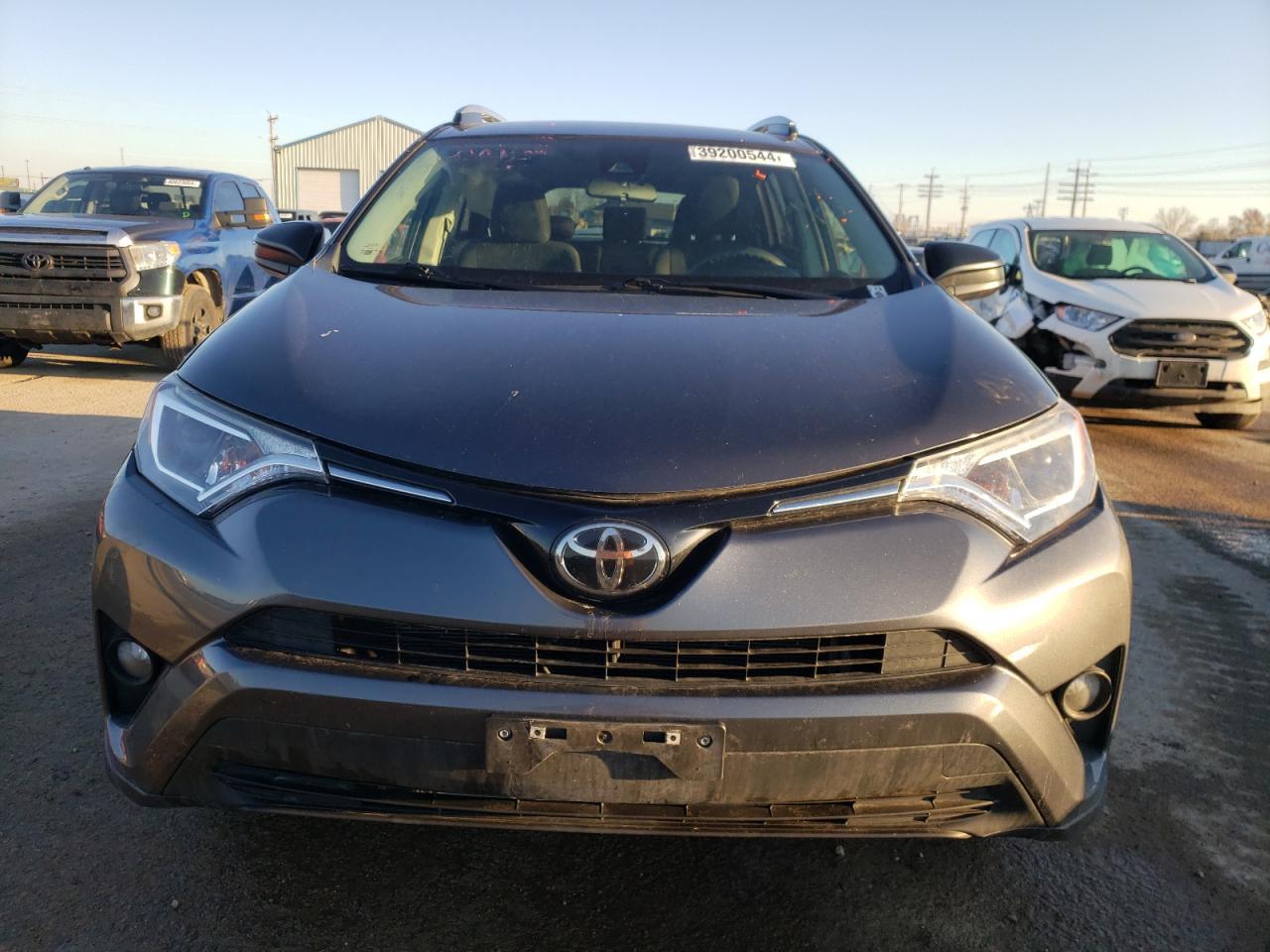 2018 TOYOTA RAV4 LE - Фото 5