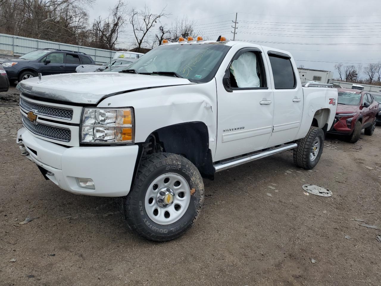 2013 CHEVROLET SILVERADO