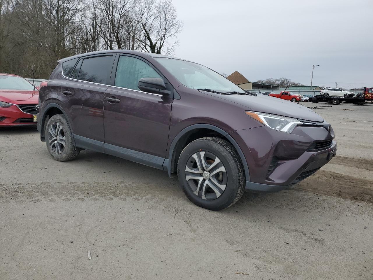 2018 TOYOTA RAV4 LE - Image 4