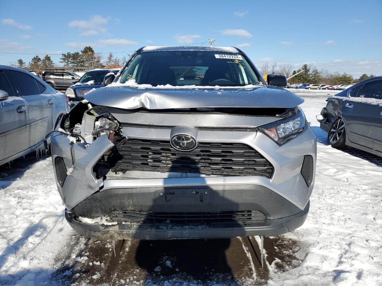 2021 TOYOTA RAV4 LE - Фото 5