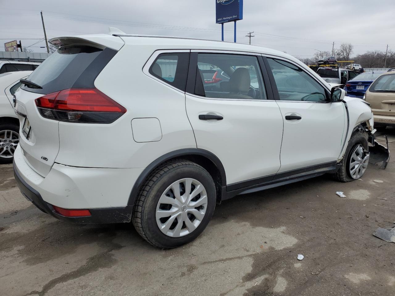 2017 NISSAN ROGUE S - Image 3