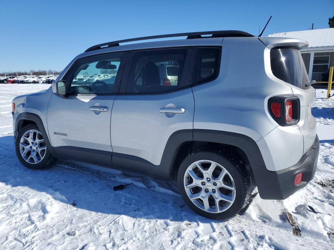 2016 JEEP RENEGADE L - Image 2