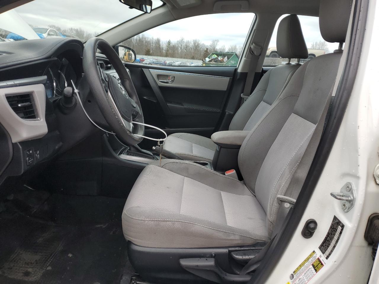 2015 TOYOTA COROLLA L - Фото 7