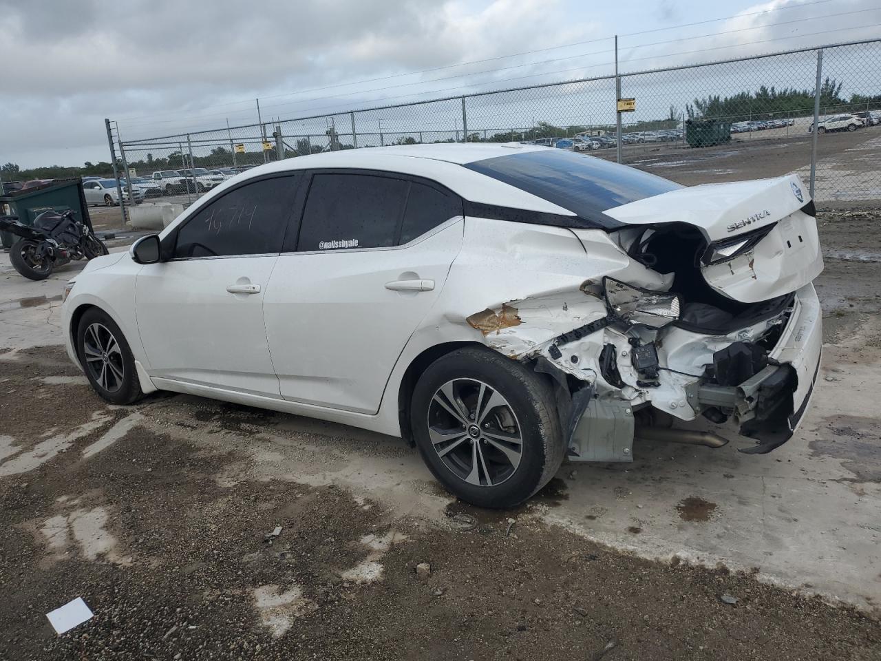 2020 NISSAN SENTRA SV - Image 2