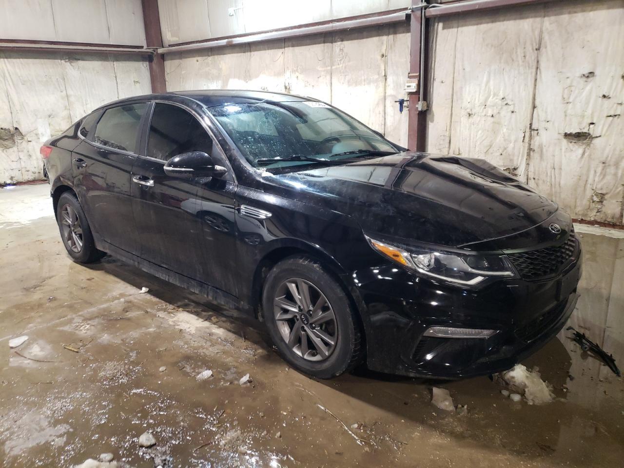 2020 KIA OPTIMA LX - Фото 4