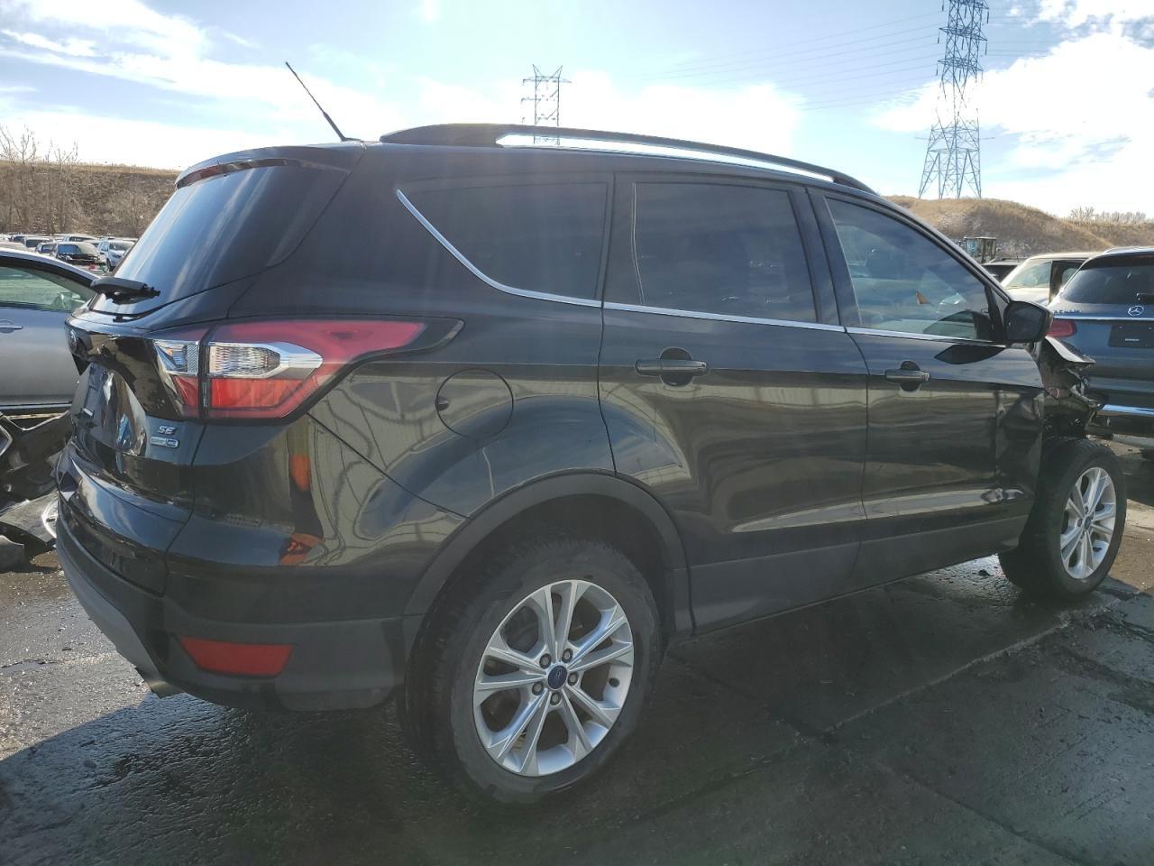 2017 FORD ESCAPE SE - Фото 3