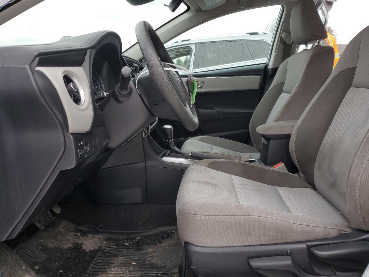 2018 TOYOTA COROLLA L - Фото 7
