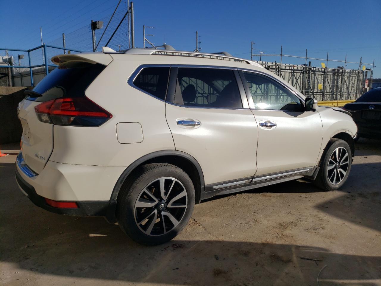 2018 NISSAN ROGUE S - Image 3