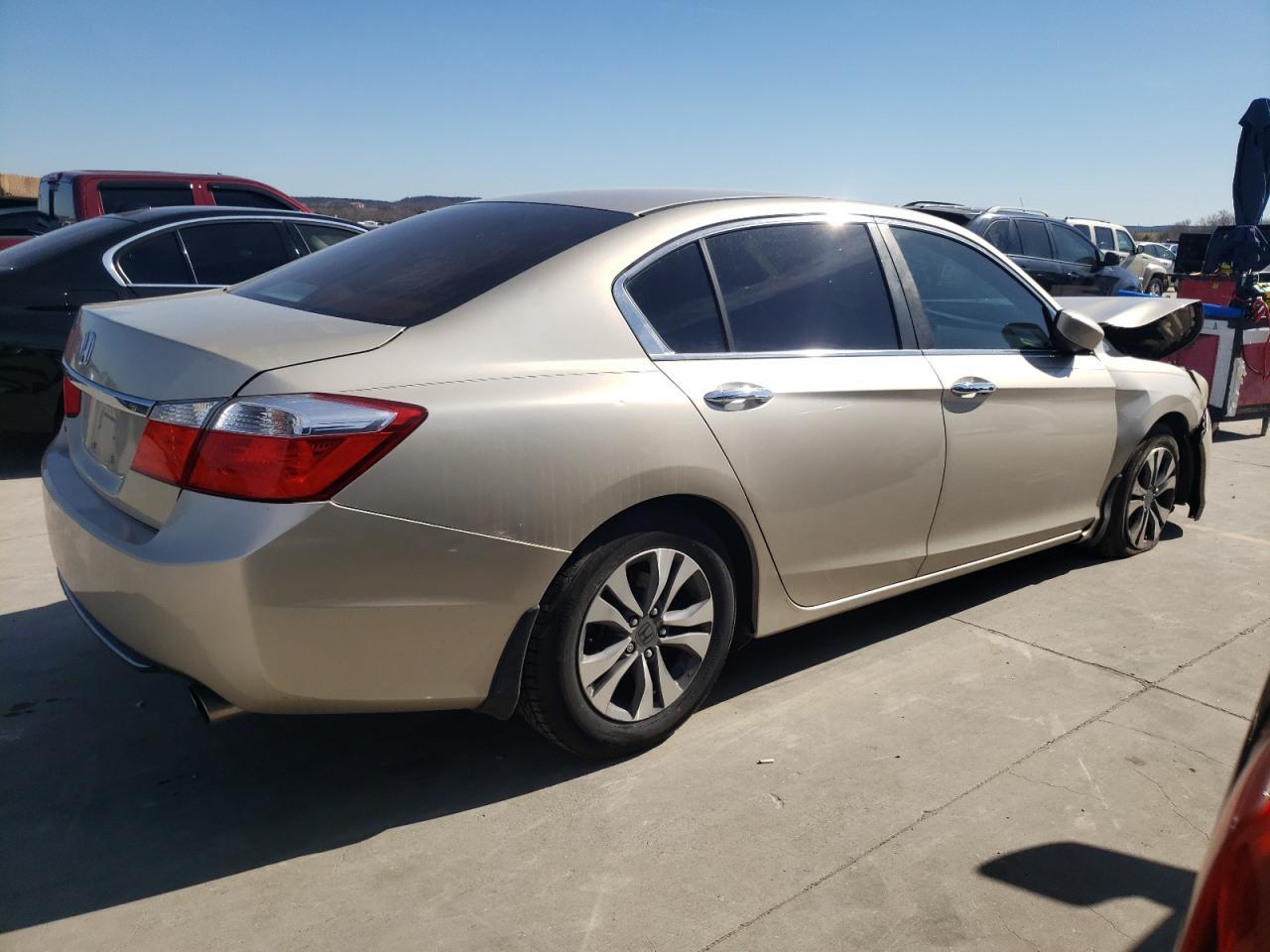 2014 HONDA ACCORD LX - Фото 3