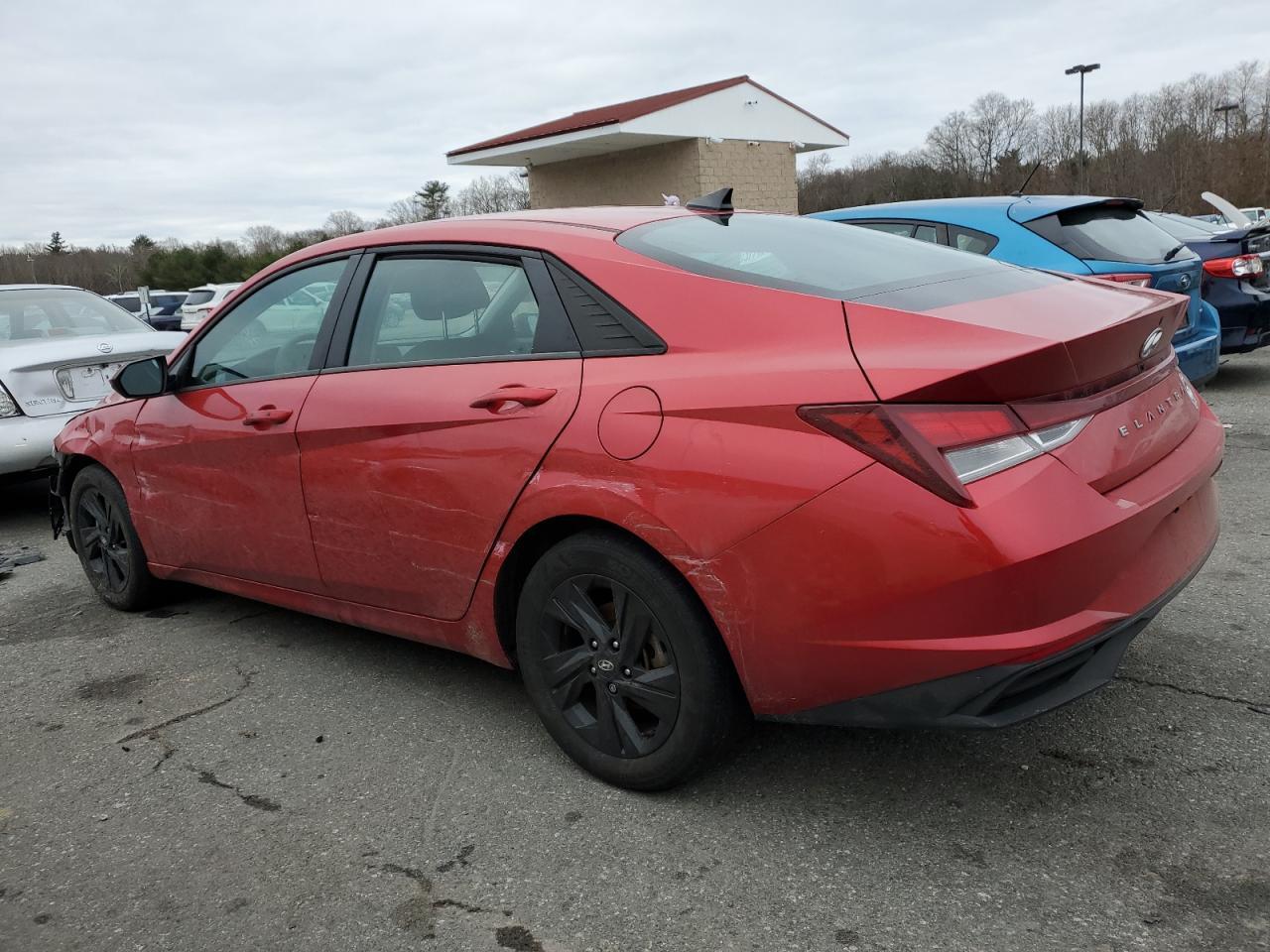 2022 HYUNDAI ELANTRA SE - Фото 2