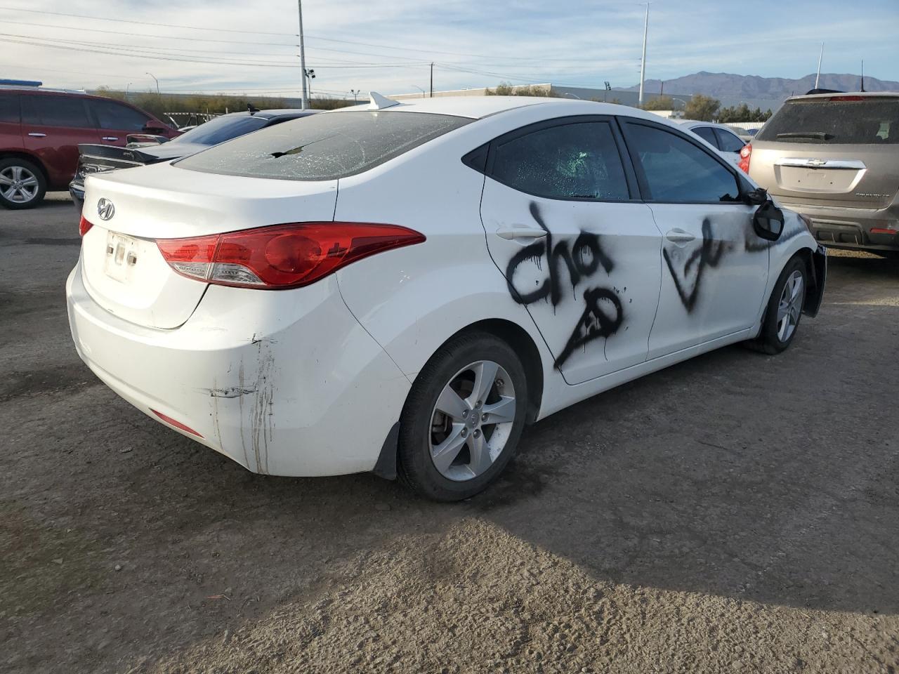 2013 HYUNDAI ELANTRA GL - Image 3