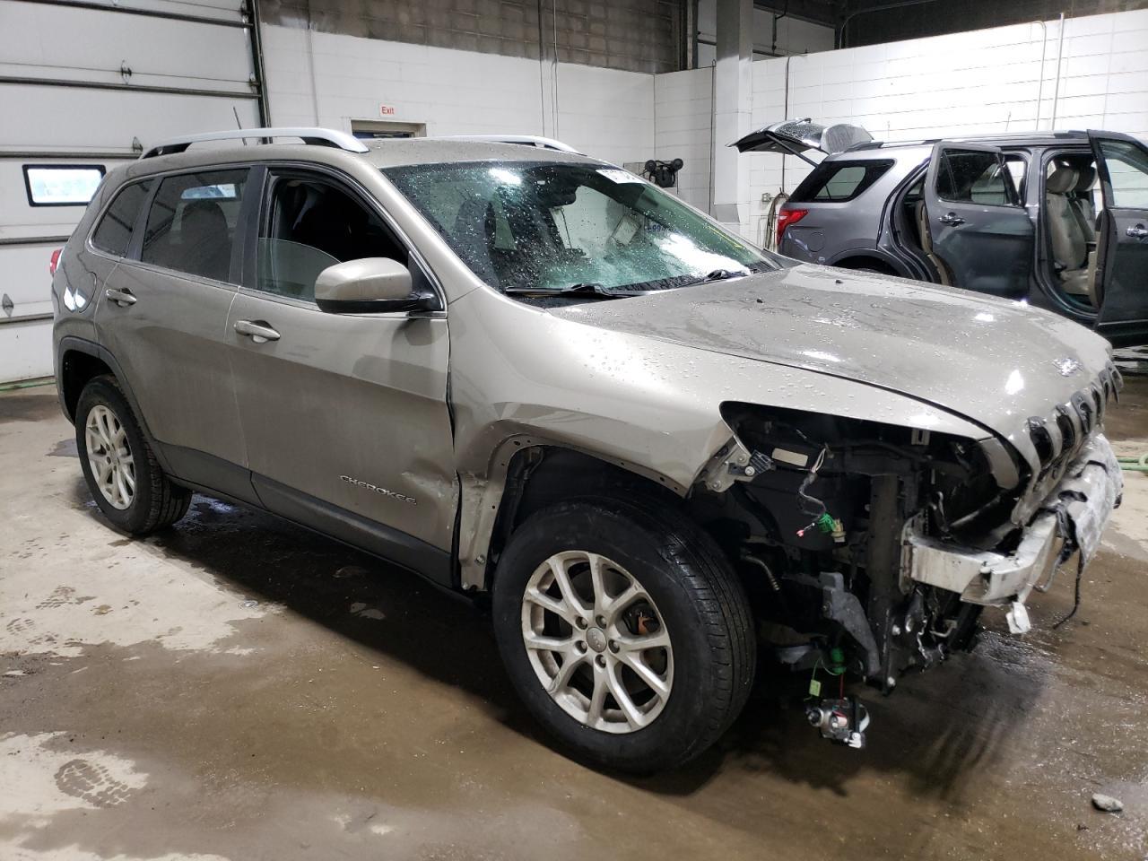 2016 JEEP CHEROKEE L - Image 4
