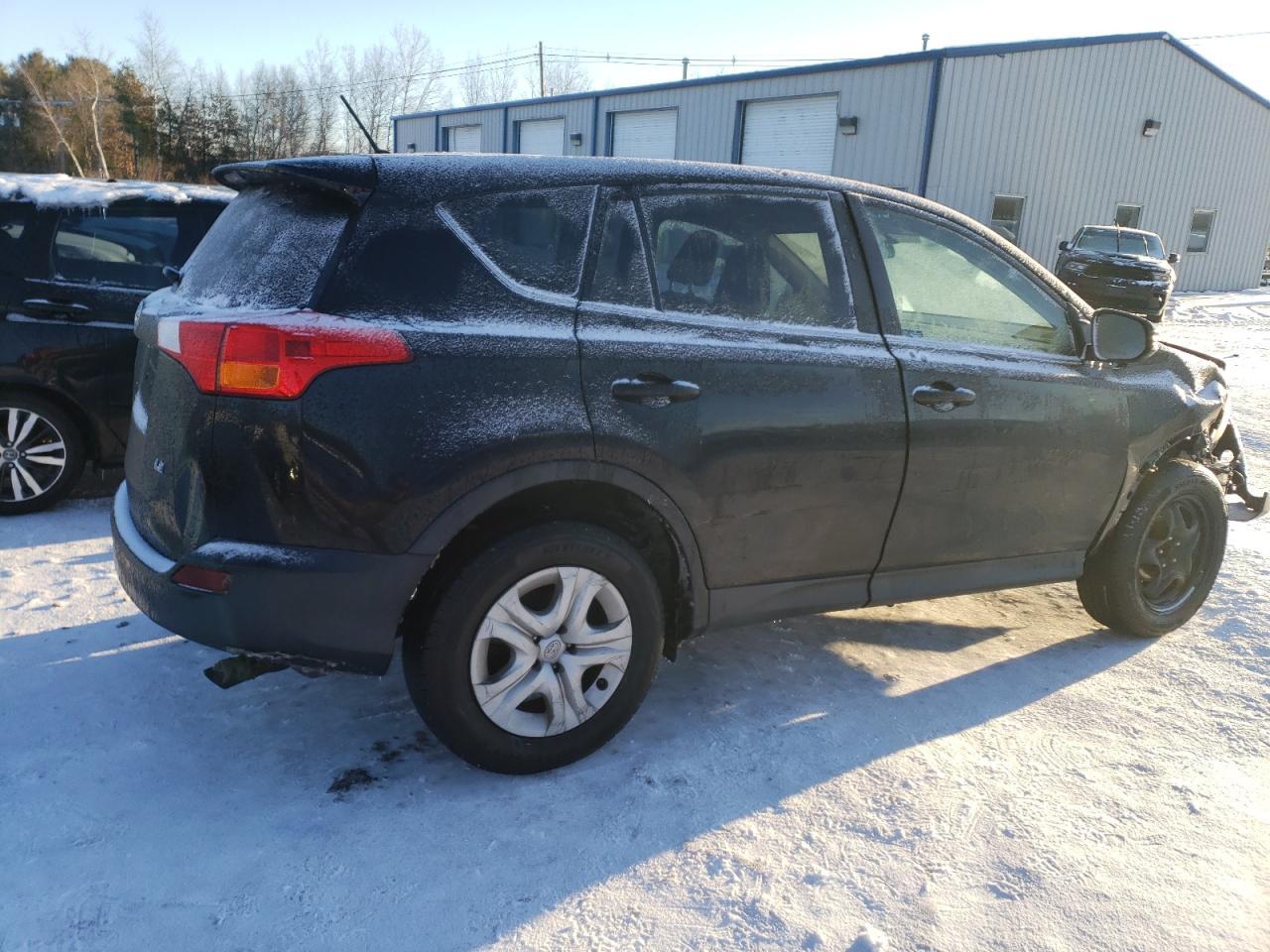 2015 TOYOTA RAV4 LE - Image 3