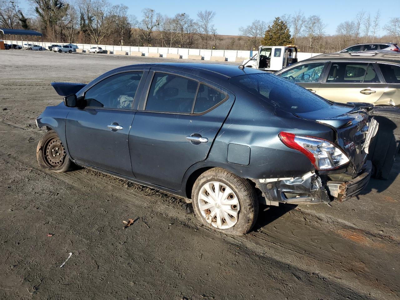 2016 NISSAN VERSA S - Фото 2
