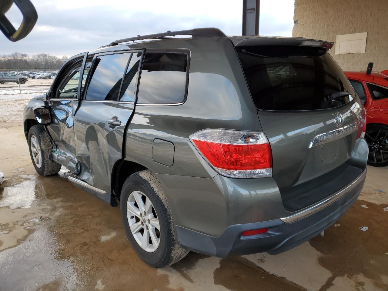 2011 TOYOTA HIGHLANDER - Фото 2