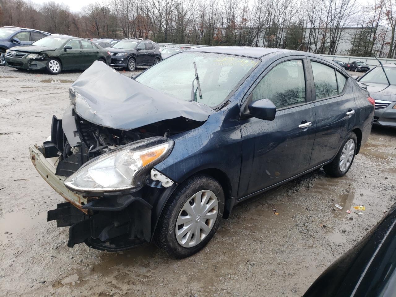 2015 NISSAN VERSA S car image