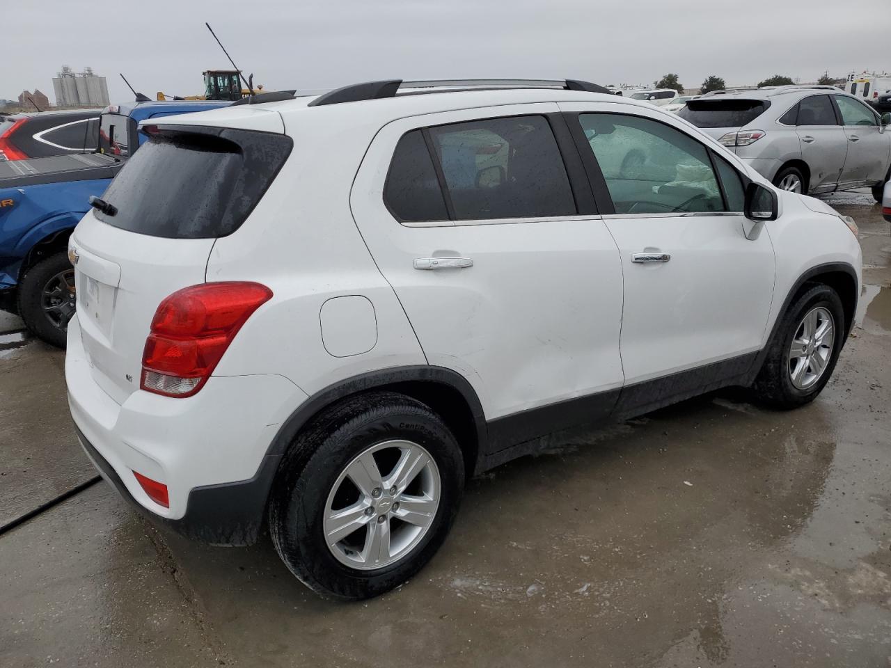 2018 CHEVROLET TRAX 1LT - Фото 3