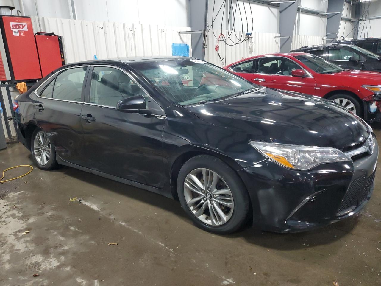 2017 TOYOTA CAMRY LE - Фото 4