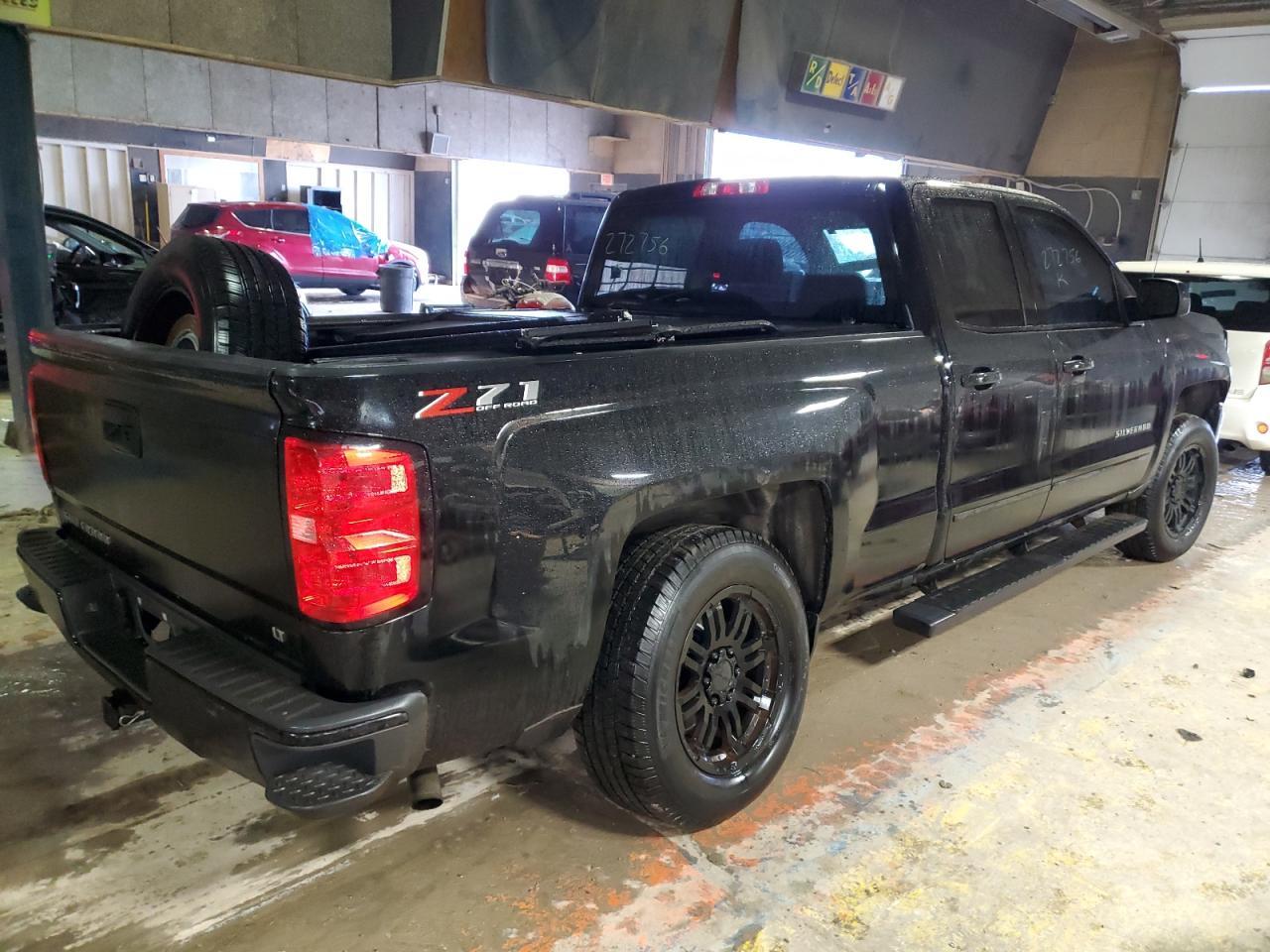 2018 CHEVROLET SILVERADO - Фото 3