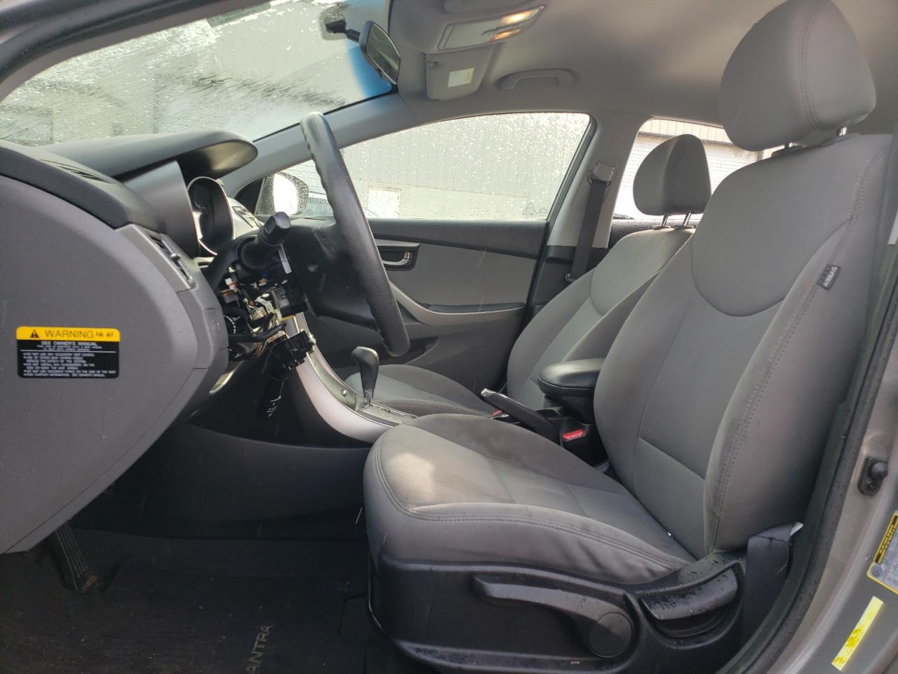 2013 HYUNDAI ELANTRA GL - Image 7