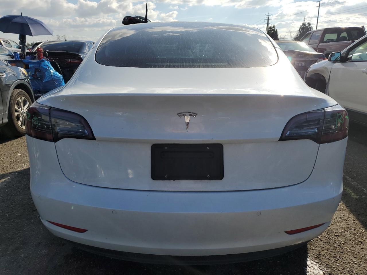 2022 TESLA MODEL 3 - Image 6