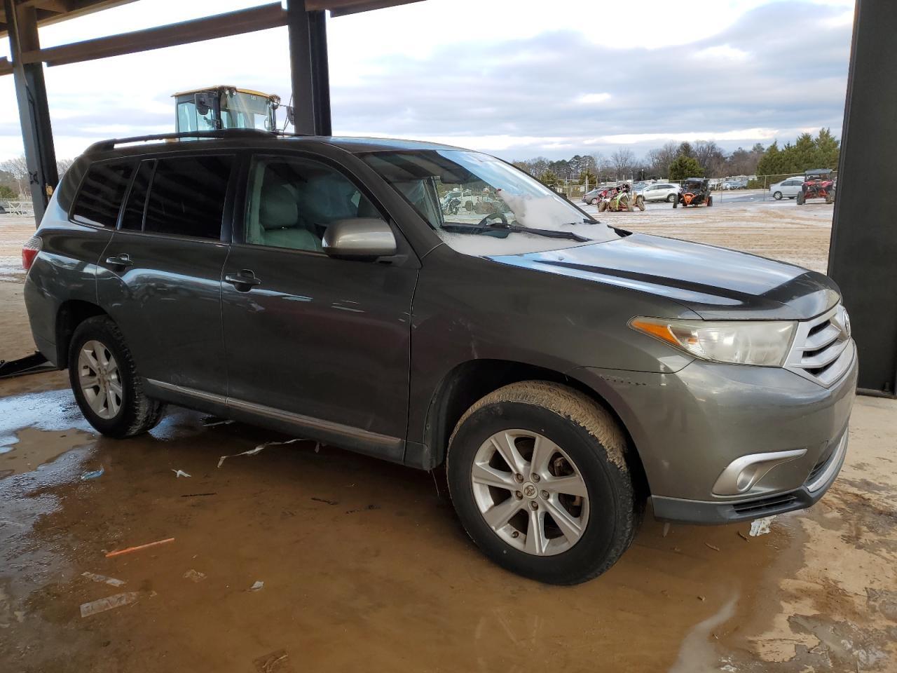 2011 TOYOTA HIGHLANDER - Фото 4