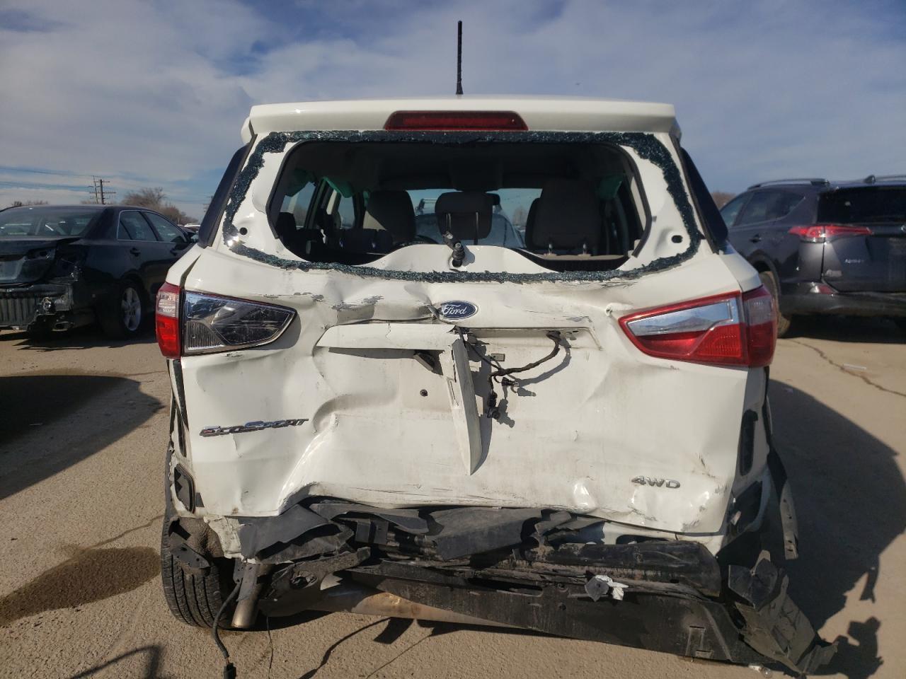 2020 FORD ECOSPORT S - Фото 6