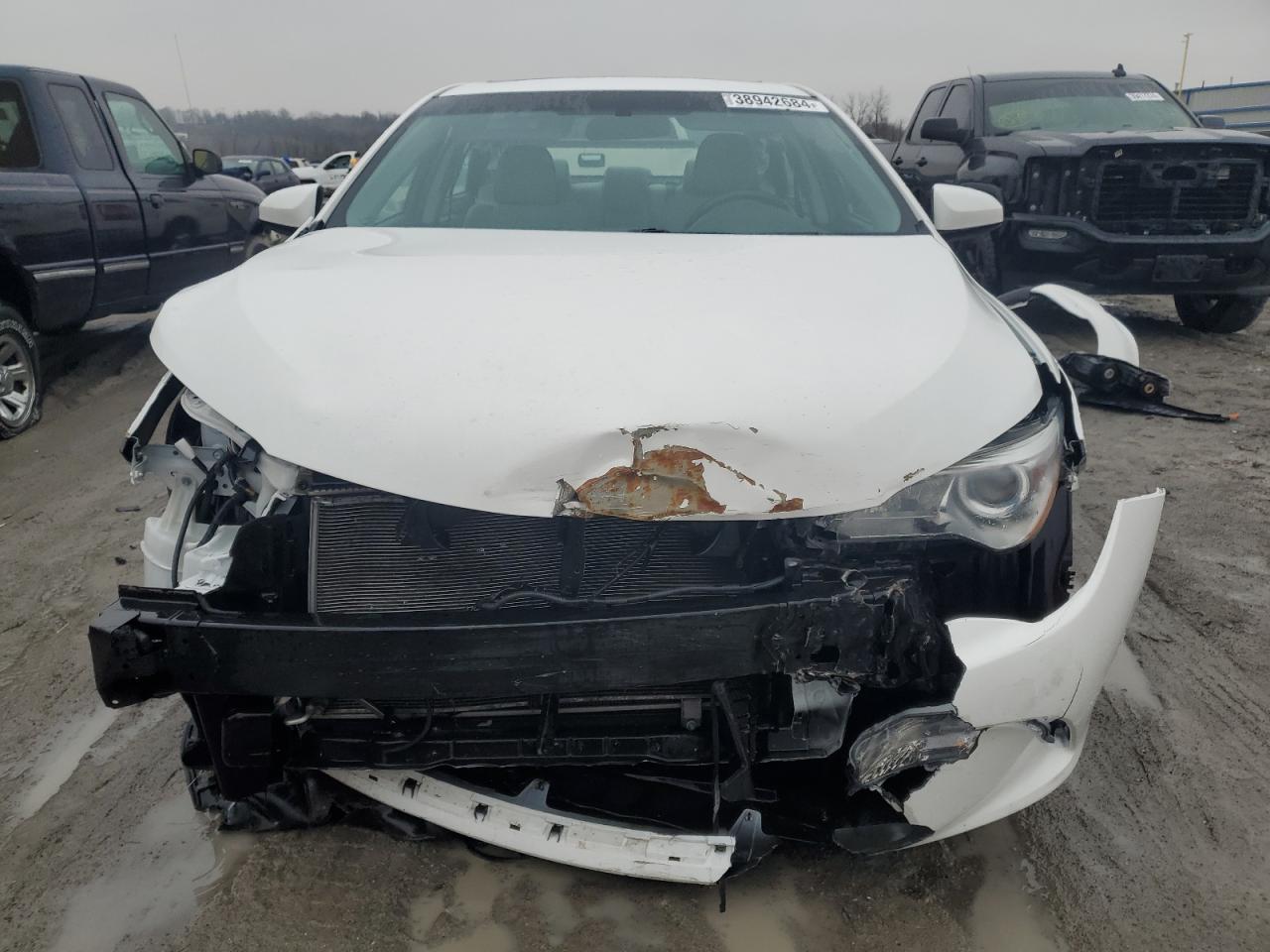 2016 TOYOTA CAMRY LE - Image 5