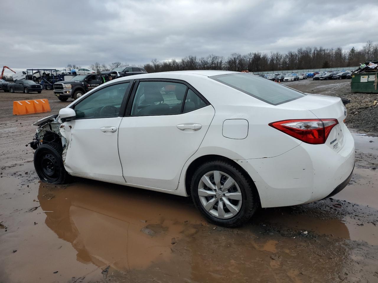 2015 TOYOTA COROLLA L - Фото 2