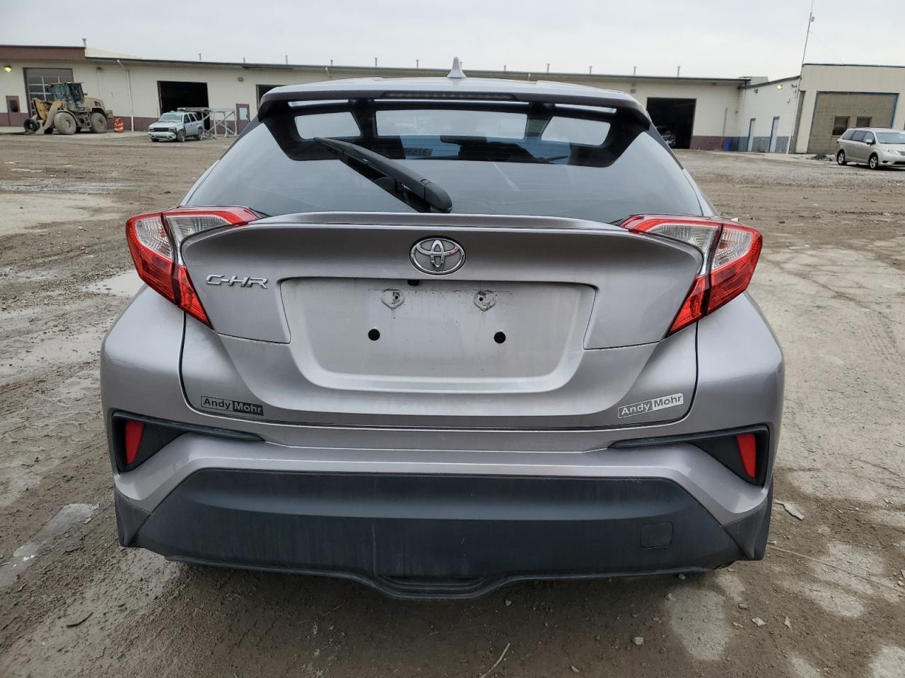 2018 TOYOTA C-HR XLE - Фото 6